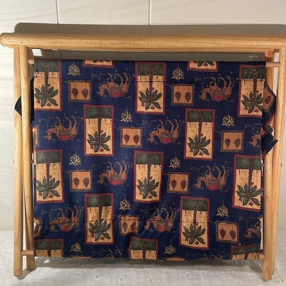 Sewing Camel Ethnic Cloth Print Pocket Yarn Storage Wooden